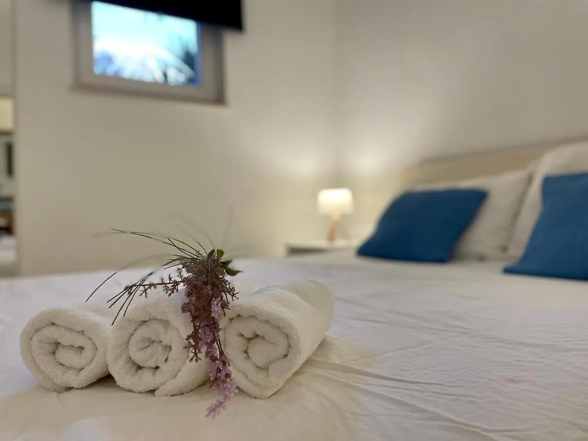 Villa Hygge Trogir 0*,  Croatia
