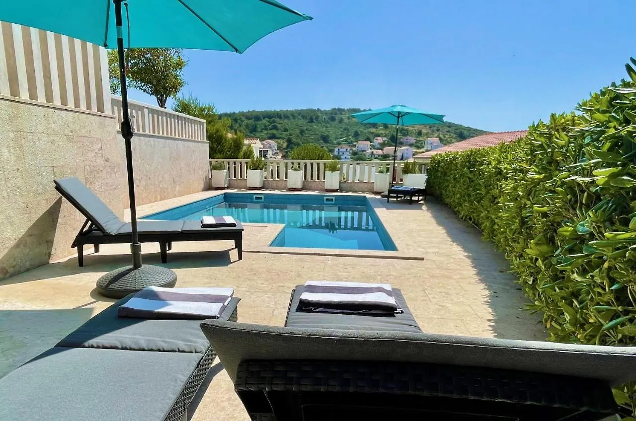 Apartment Villa Hygge Trogir