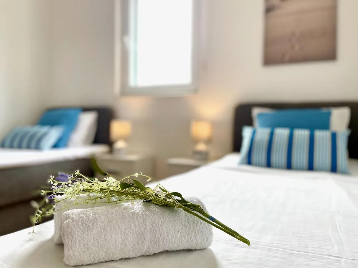 Villa Hygge Trogir 0*,  Croatia