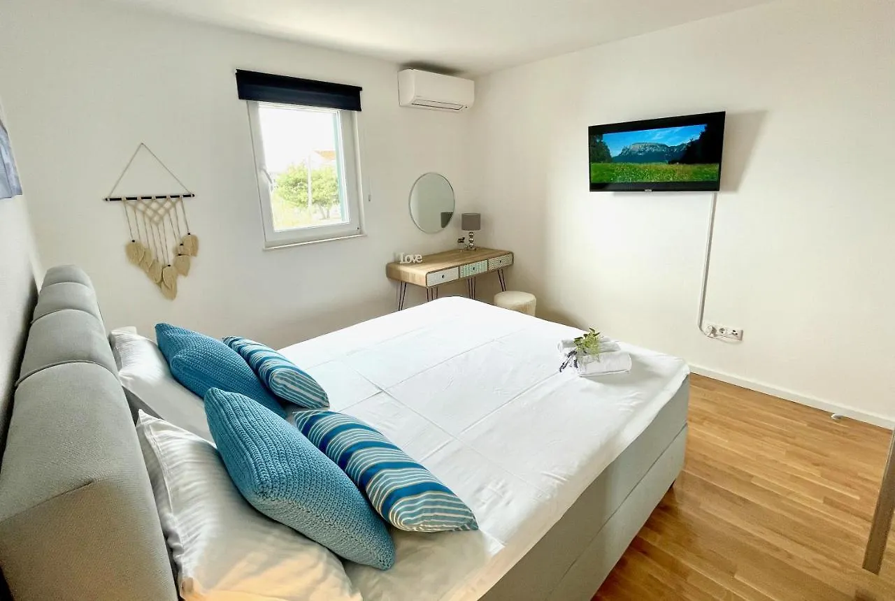 Apartment Villa Hygge Trogir Croatia